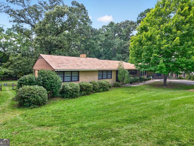 514 Farris Boulevard