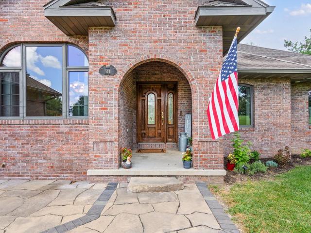 514 Lakeside Manor Drive
