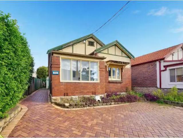 514 Liverpool Road, STRATHFIELD SOUTH House for rent Listed b.