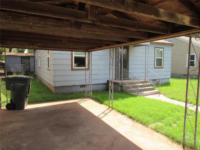514 N Earl