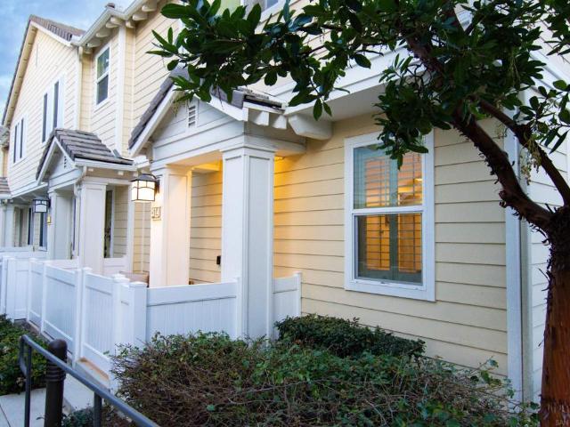 514 Surfbird Lane
