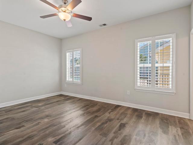 514 Vallecrosia Ct