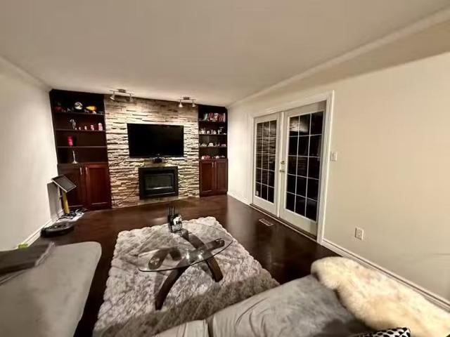 51562943 12251 Greenland Drive