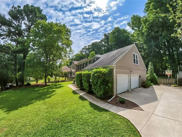 5156 Wentworth Drive