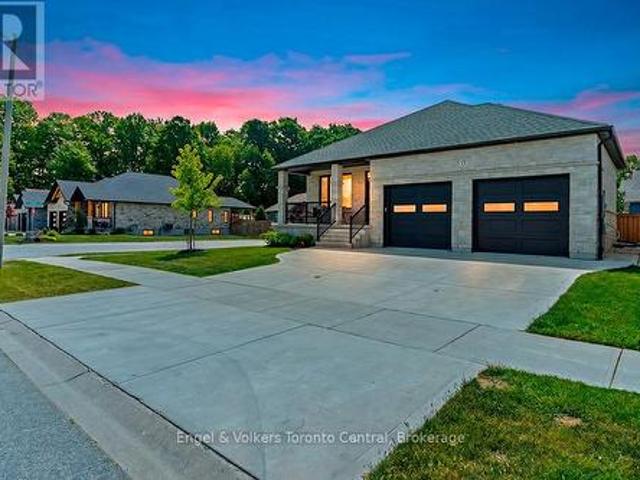 515 4Th Street W, Owen Sound, ON, N4K 0E4 house for sale | Listing ID X13802 | Royal LePage