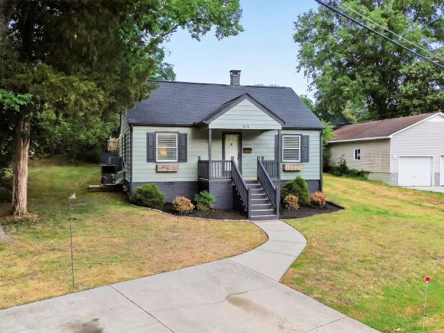 515 E Willowbrook Drive