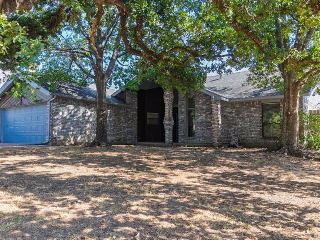 515 Highland Oaks Drive