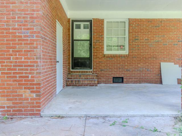 515 Ives Street