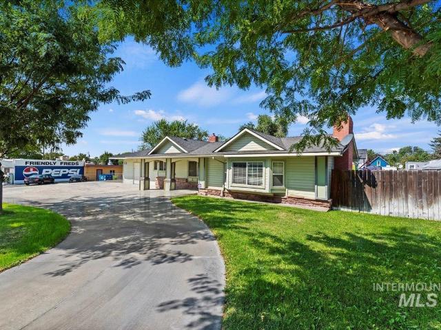 515 N 16th Ave