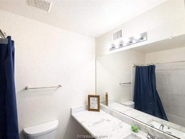 515 southwest parkway 103
