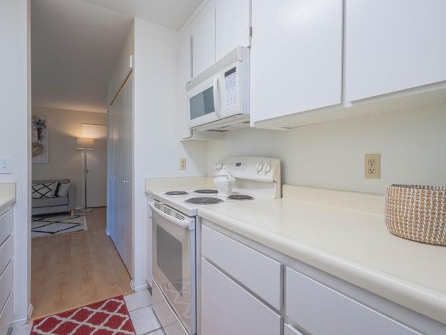 515 Ramona Ct, Unit 1, Monterey, CA 93940 | MLS #ML82040