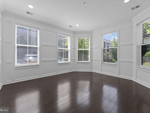515 Riversail Lane