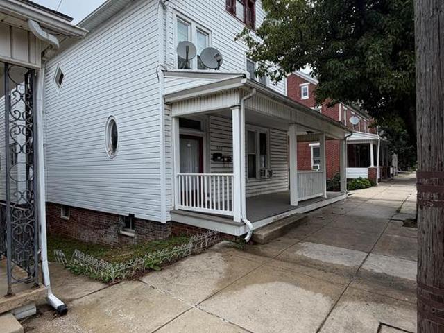 515 W Broadway