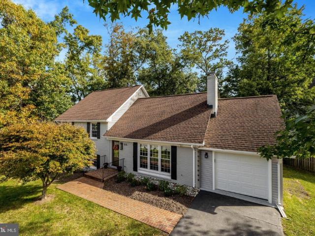 515 Woodland Court NW