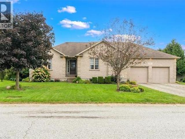 515 Woodward Drive, Mount Brydges, ON, N0L 1W0 house for sale | Listing ID 40862 | Royal LePage