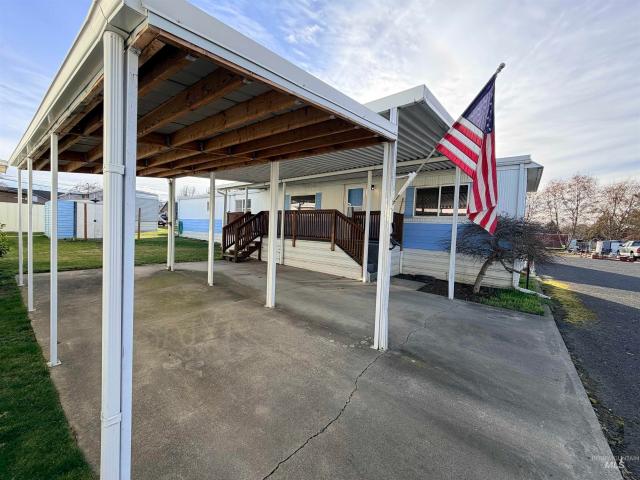 515 Warner Ave. 32