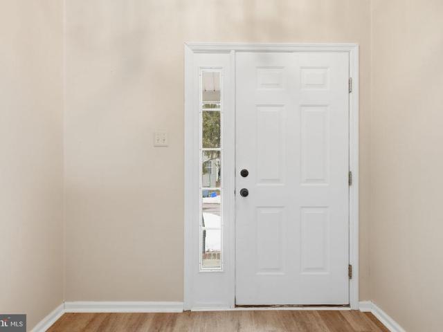 515 Williamsburg Way