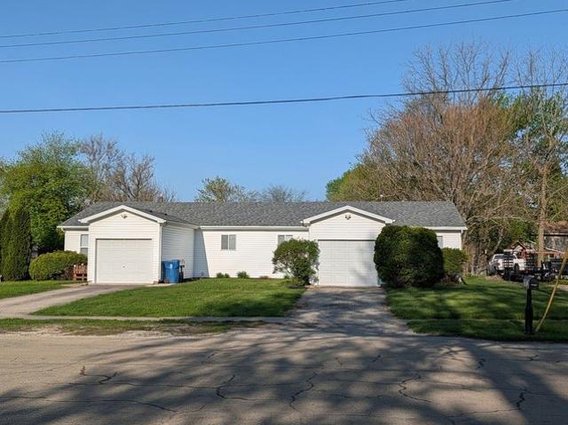 516 Stilson St, Earlville, IL 60518