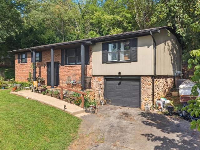 516 Foothills Road