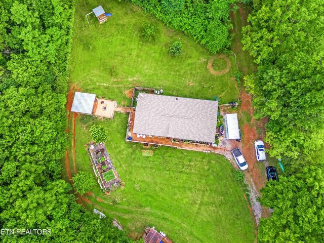 516 Knob Rd