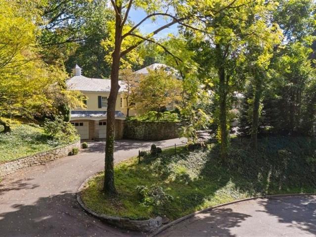 516 Irwin Dr, Sewickley, PA 15143 | MLS #1739