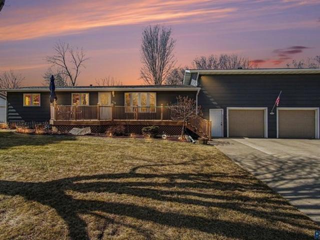 516 S Donaldson St, Luverne, MN 56156