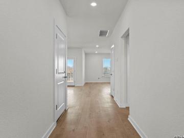 516 Salamander St, San Marcos, TX 78666 | MLS #1946