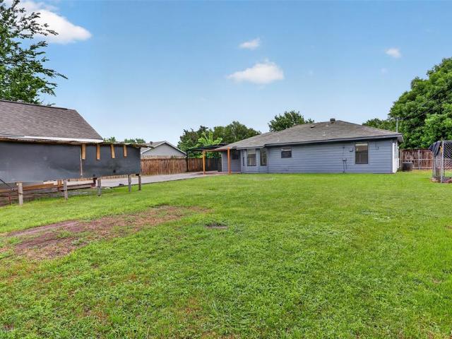 516 Post Oak Lane