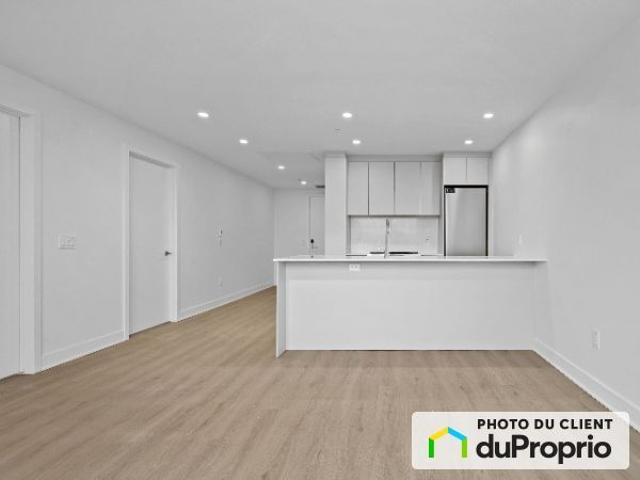 517 5070, pare street, Mont Royal à louer