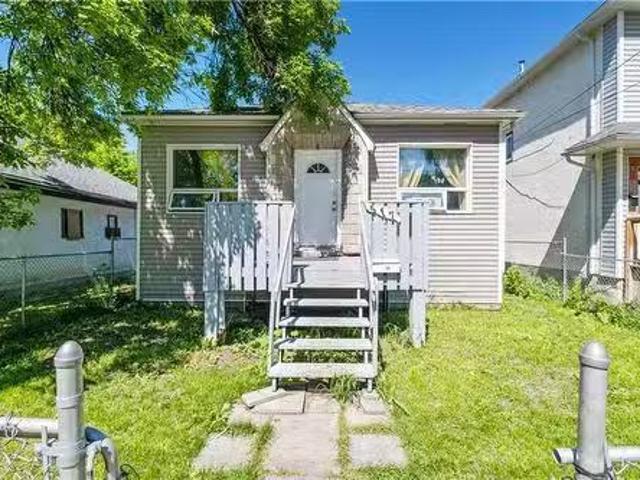 517 Alfred Avenue, Winnipeg, MB, R2W 1Y3 house for sale Lis.