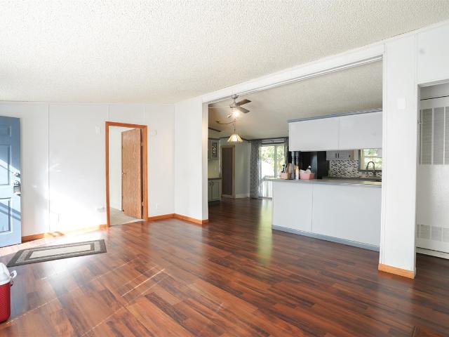517 E Rainbow Road