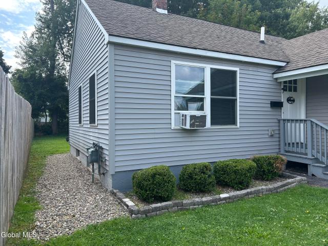 517 Elliott Street