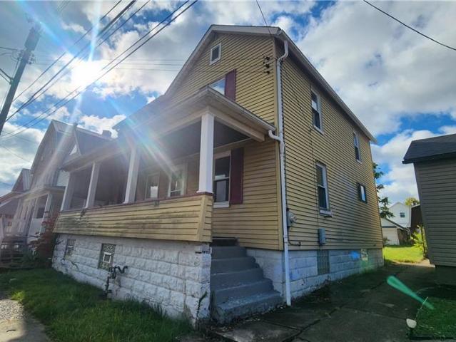 517 Sycamore St, Vandergrift, PA 15690 | MLS #1725
