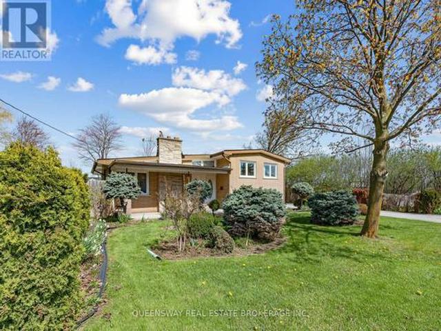 517 Pinegrove Road, Oakville, ON, L6K 2C2 house for sale | Listing ID W13221 | Royal LePage