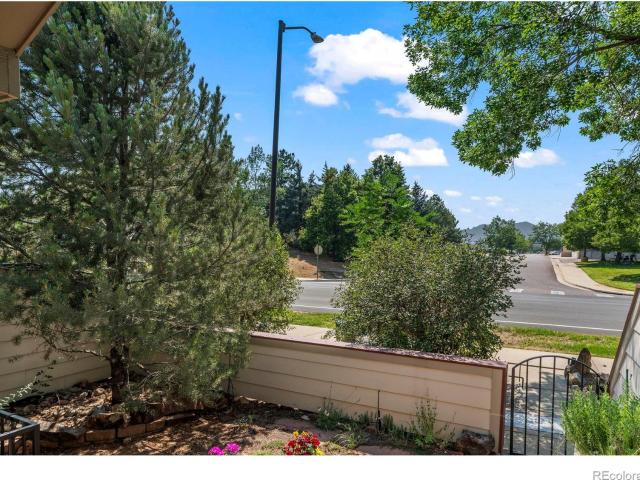 517 Ridgeview Drive