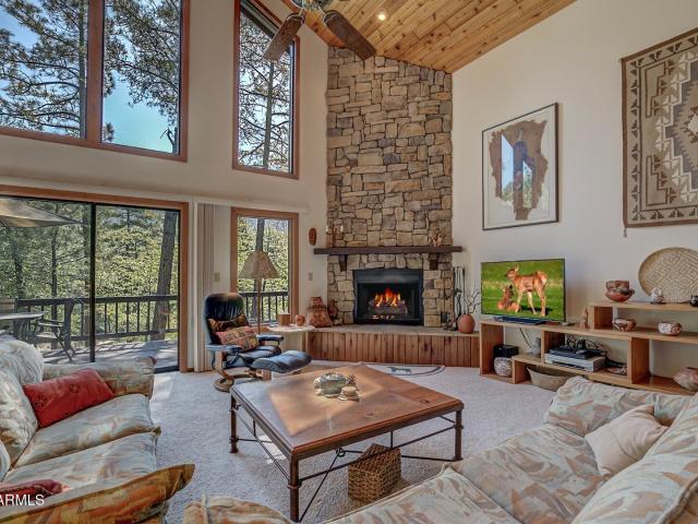 5189 N Juniper Loop