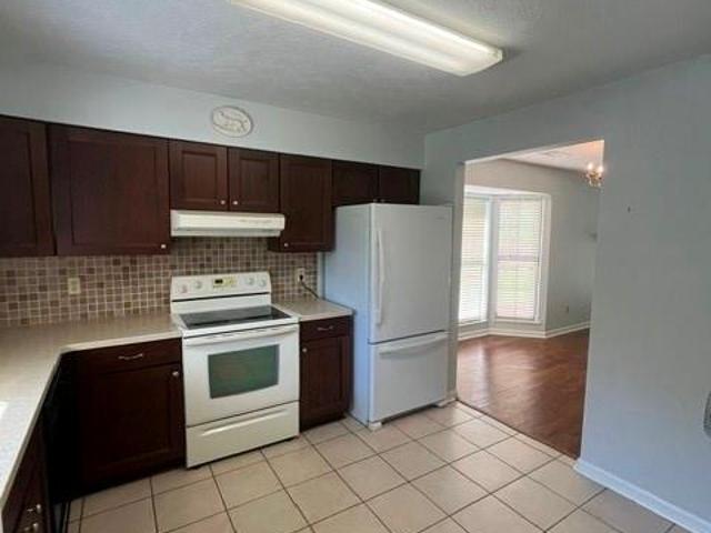 5189 Village Green Way