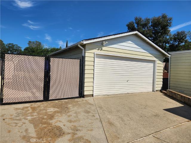 5181 Royal Oaks