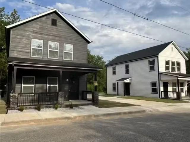 518 CRUTCHER ST, SPRINGDALE, AR 72764