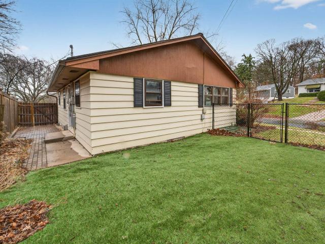 518 Bowman Avenue