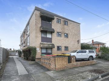 5/18 Bloomfield Road, Ascot Vale | Jas Stephens