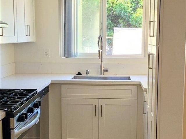 518 E Valencia #F, Burbank, US, CA
