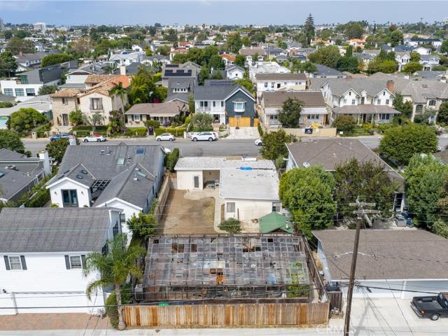 518 Fullerton