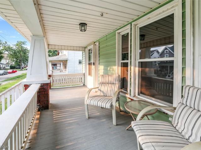 518 Mary Street