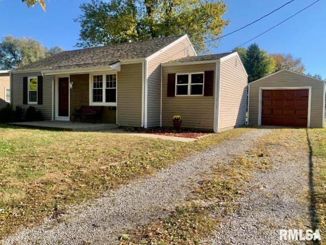 518 N 2nd St, Girard, IL 62640 | Compass