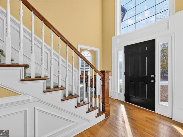 518 River Overlook