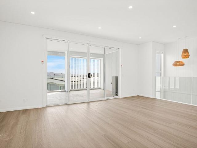 5/18A Falcon Street
