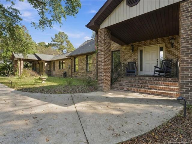 5199 Tobacco Road
