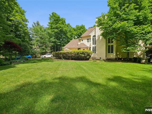 519 E Saddle River Road