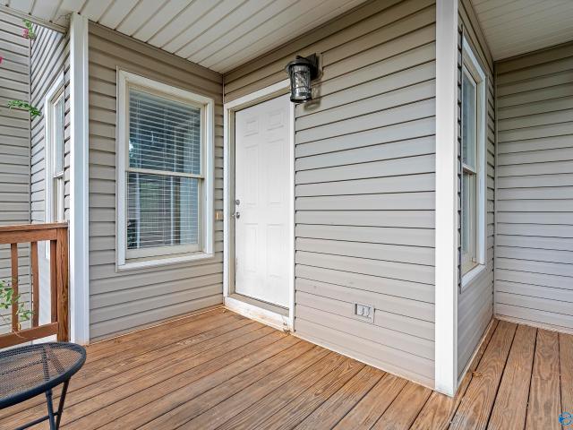 519 Farmingdale Road SE